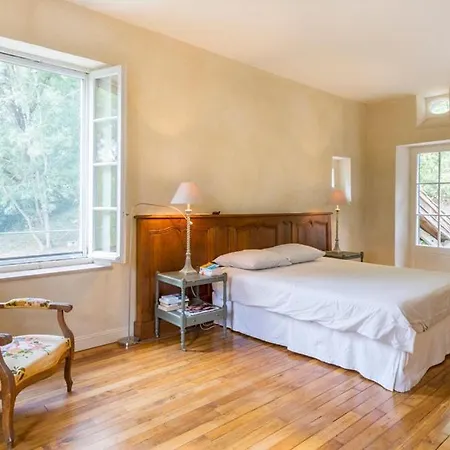 Sleeps 6 Pool Wifi * Fieux