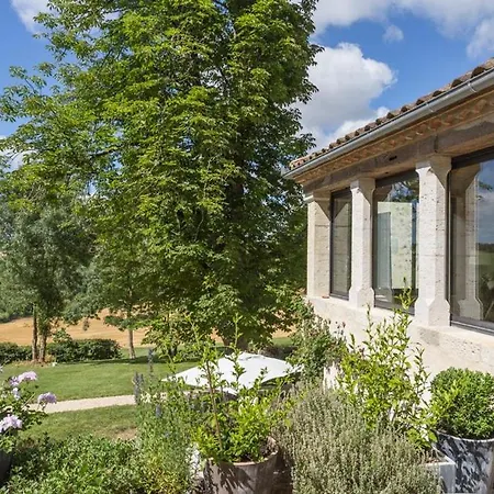 Sleeps 6 Pool Wifi * Fieux