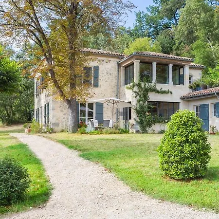 Villa Sleeps 6 Pool Wifi Fieux
