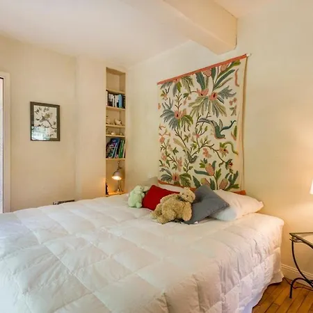 Sleeps 6 Pool Wifi Villa